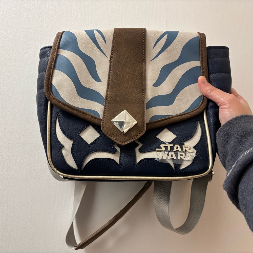 Heroes & Villains Ahsoka Tano Crossbody or Backpack Bag
